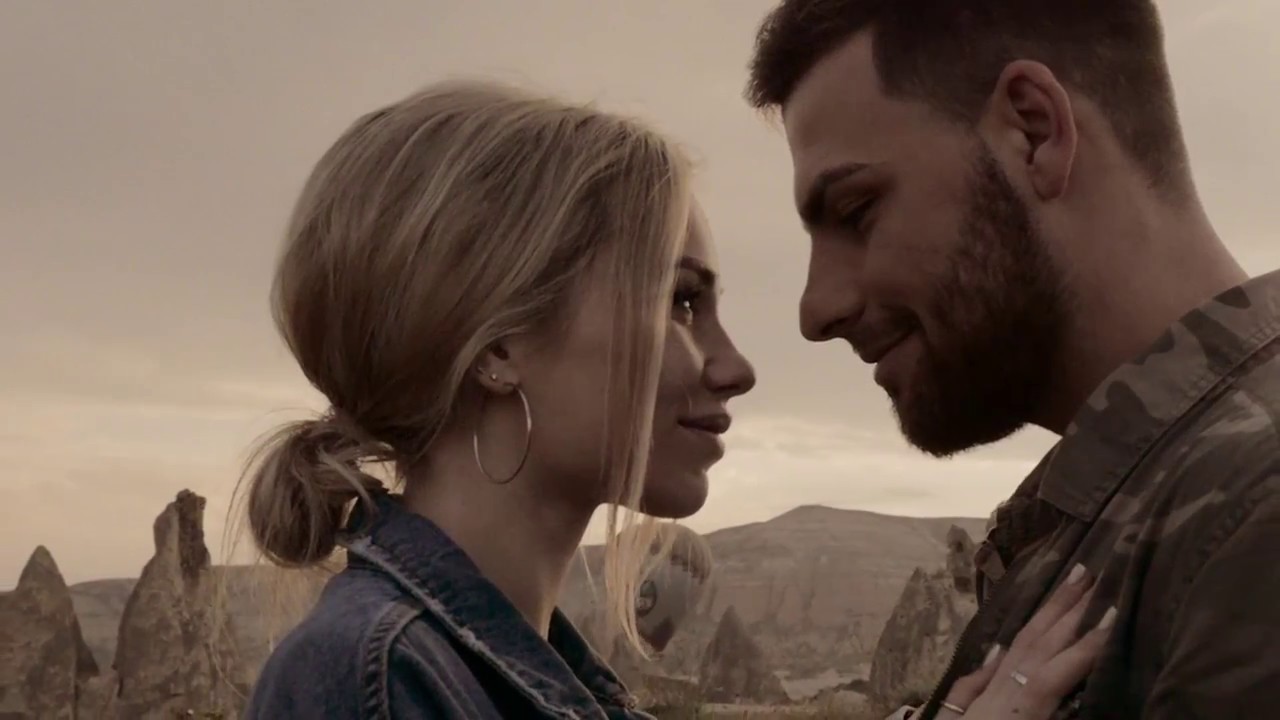 Предложение руки и сердца в Каппадокии