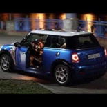 Как снимали "Миникупер"."MINI Cooper" backstage.