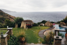 Свадьба британских музыкантов на Эвии