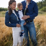 Фотосессия в стогах. Пшеничные поля